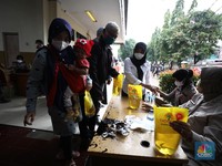 Bos KPK Mau Ajak Luhut-Airlangga Atur Tata Niaga Bahan Pokok