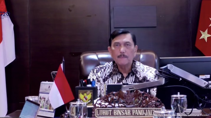Menteri Koordinator Bidang Kemaritiman dan Investasi Luhut Binsar Panjaitan Saat Memberikan Keterangan Hasil Ratas Evaluasi PPKM, 7 Maret 2022. Menteri Koordinator Bidang Kemaritiman dan Investasi Luhut Binsar Panjaitan Saat Memberikan Keterangan Hasil Ratas Evaluasi PPKM, 7 Maret 2022. (Tangkapan Layar Youtube Sekretariat Presiden)