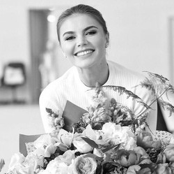 Alina Kabaeva, Pacar Putin Ini Mantan Atlet Olimpiade