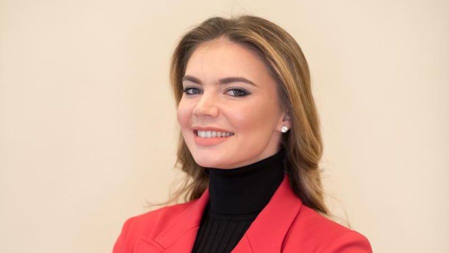 Alina Kabaeva (Tangkapan Layar via website kabaeva-alina.ru)