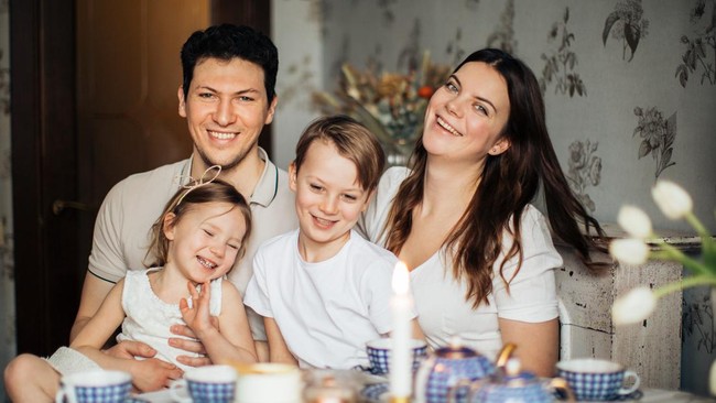 Ibu Sering Minta Uang? Begini Cara Menyikapinya