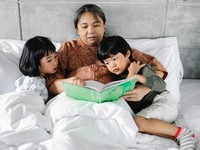 Lakukan 7 Cara Ini! Agar Anak Remaja Dekat dengan Orang Tua