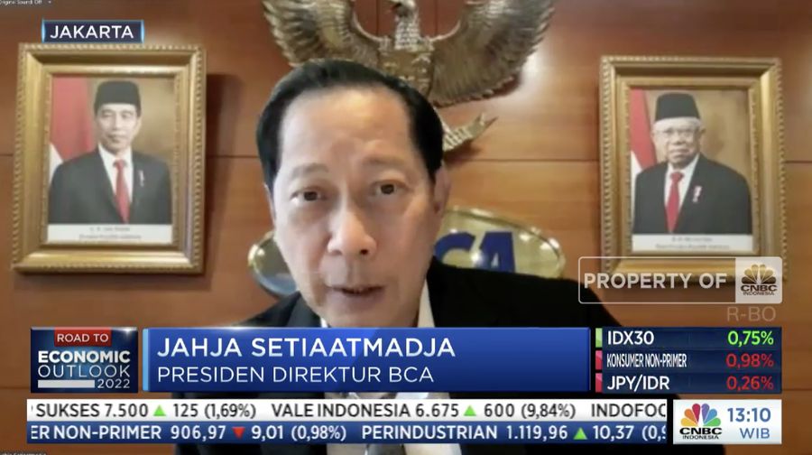 Presiden Direktur PT Bank Central Asia Tbk (BBCA) Jahja Setiaatmadja dalam acara CNBC Indonesia Banking Outlook 2022, dengan tema 'Kebangkitan Perbankan