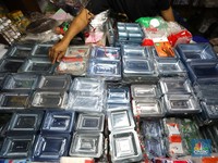 Efek Perang Ukraina Sampai Jakarta, Harga Plastik Beterbangan