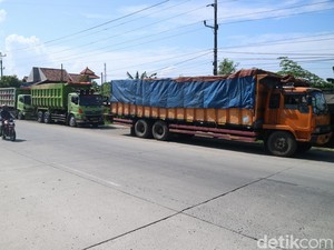 Negara Rugi Puluhan Triliun Gara-gara Truk ODOL