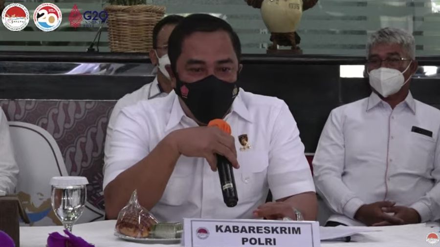 Kepala Bareskrim Polri Komjen Agus Andrianto Saat Konferensi Pers Terkait Isu Investasi Ilegal (Tangkapan Layar Youtube PPATK Indonesia)