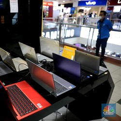 Dolar Masih di Atas Rp16.200, Siap-Siap Harga Laptop-AC Beterbangan