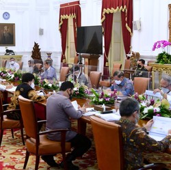 Soal Keputusan Harga BBM, Menteri Jokowi: Ini Enggak Mudah!