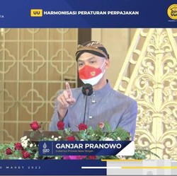 Ganjar: Bu Ibu Kalau di Rumah Ketemu Emas, Lapor ke Pajak