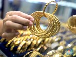 The Fed Kendurkan Laju Suku Bunga, Harga Emas Melesat 1%!`