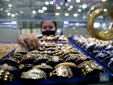 Kembali Tiarap! Harga Emas Turun Lagi