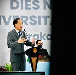 Jokowi Ultimatum Mentan Gegara Alat dan Mesin Pertanian Impor