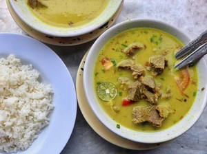 Slurrp! Gurihnya 5 Soto Kuning di Bogor, Ada yang Eksis 32 Tahun