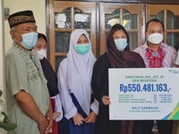 Dirut BPJS Ketenagakerjaan Kunjungi Korban Distrik Beoga