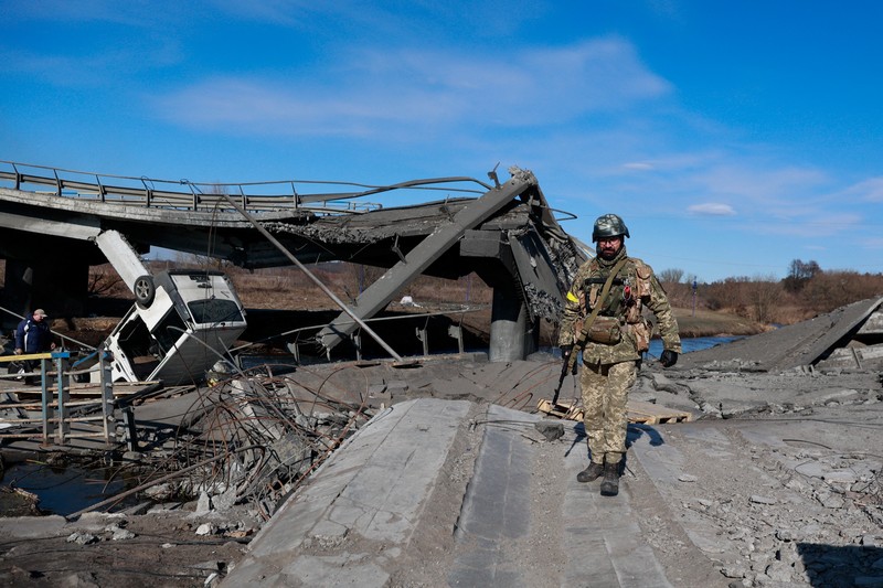 Ledakan di Kiev, Ibu Kota Ukraina. (REUTERS/GLEB GARANICH)