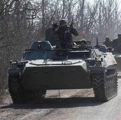 Tetangga RI Beri Bantuan Militer ke Ukraina, Jet Tempur?
