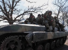 Rusia Tarik Pasukan di Beberapa Kota Ukraina, Perang Kelar?