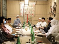 Di Balik Pertemuan Luhut dengan Kiai Jawa Timur