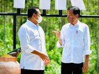 Saat Ketua MPR Berbisik ke Jokowi, Mau Bangun Sirkuit di IKN