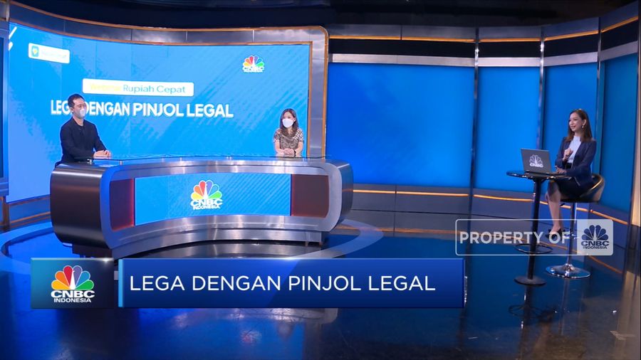 Berantas Pinjol Ilegal, Edukasi Masyarakat Menjadi Kunci(CNBC Indonesia TV)