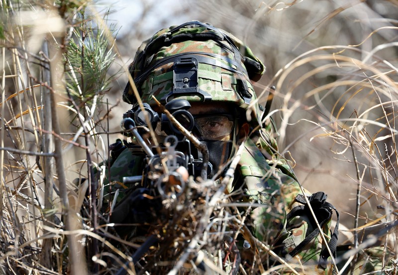 Militer Amerika Serikat dan Jepang latihan perang gabungan. (REUTERS/KIM KYUNG-HOON) Militer Amerika Serikat dan Jepang latihan perang gabungan. (REUTERS/KIM KYUNG-HOON)