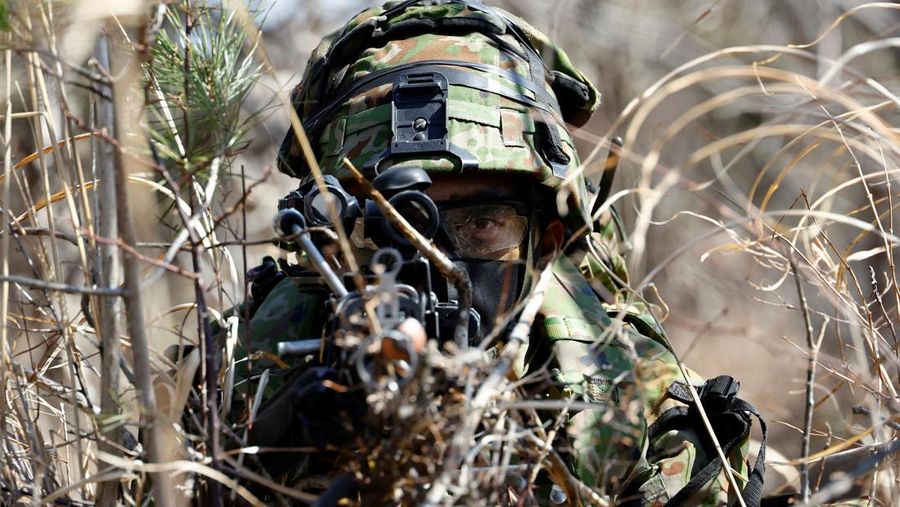 Militer Amerika Serikat dan Jepang latihan perang gabungan. (REUTERS/KIM KYUNG-HOON)
