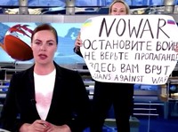 Tiba-tiba Nongol, Anti Perang Sabotase Siaran Berita TV Rusia