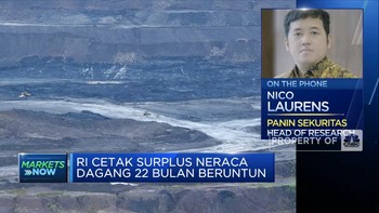 RI Cetak Surplus Neraca Dagang, IHSG Bergerak Melemah