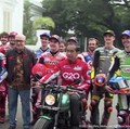 Jokowi Happy, Pamer Motor Touring di Depan Marquez Cs