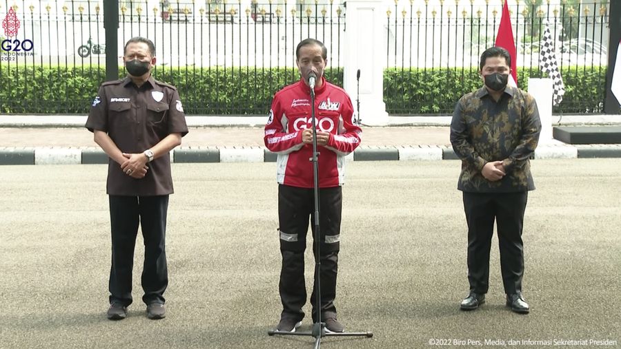 Keterangan Pers Presiden RI, Halaman Istana Merdeka, 16 Maret 2022 (Tangkapan layar youtube Setpres RI)