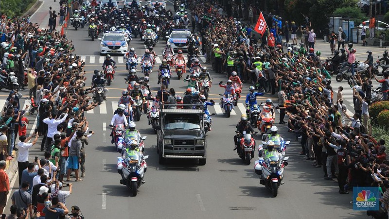 Parade pembalap MotoGP di Jakarta, Rabu (16/3/2022) (CNBC Indonesia/Muhammad Sabki)