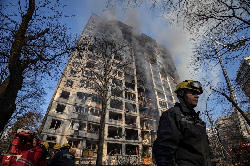 Rusia kembali serang Kyiv, ukraina (REUTERS/MARKO DJURICA) Rusia kembali serang Kyiv, ukraina (REUTERS/MARKO DJURICA)