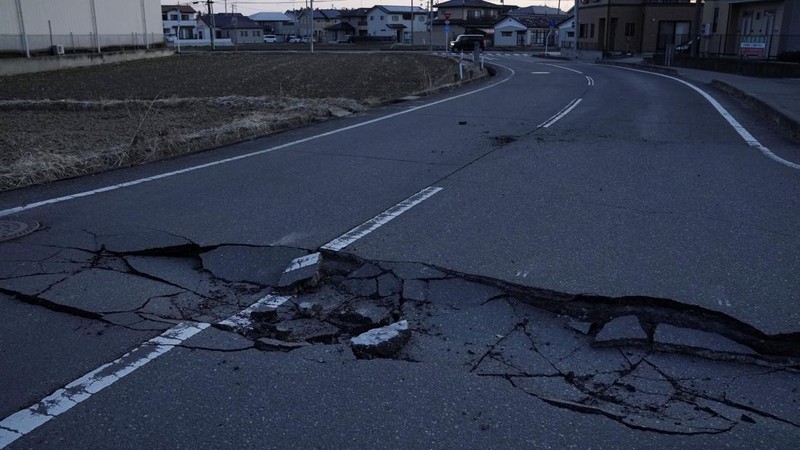 Gemap di Jepang pada Kamis (17/3/2022). (Kyodo News via AP)