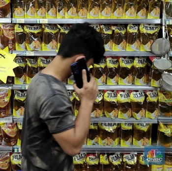 Dilepas ke Harga Pasar, Mendadak Migor 'Banjiri' Supermarket