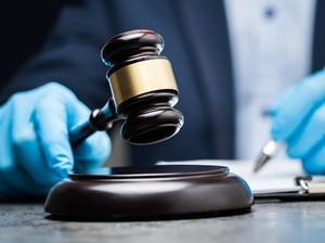 20 Contoh Norma Hukum dalam Kehidupan Sehari-hari