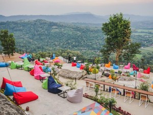 Obelix Hills: Daya Tarik, Harga Tiket Masuk, dan Jam Buka