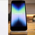 Samsung Galaxy A53 vs iPhone SE 2022, Baiknya Pilih Mana?