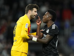Pique: Barcelona Mesti Menang Cantik, Madrid Puas Asal Menang
