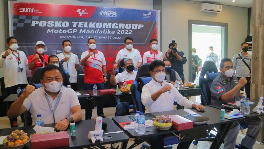Kelancaran layanan telekomunikasi Telkom Group dalam gelaran MotoGP Mandalika dipantau melalui posko khusus.
