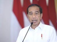 Jokowi: Pejabat & PNS Tak Boleh Bukber & Open House Lebaran