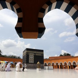 Duh Biaya Umroh Meledak, Banyak yang Batal Berangkat Nih