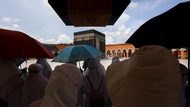 BPKH: Ekosistem Haji-Umrah Mesin Penggerak Ekonomi Syariah RI