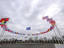 NATO Ajak Anggotanya 'Sahkan' Rusia sebagai Negara Teroris