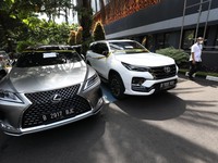 Ini Penampakan Mobil Mewah Tersangka Robot Trading Fahrenheit