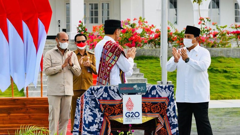 Presiden Joko Widodo meresmikan Politeknik Dr. Aloysius Benedictus Mboi, Universitas Pertahanan Republik Indonesia (Unhan) di Kabupaten Belu, Nusa Tenggara Timur (NTT), pada Kamis, 24 Maret 2022. ( Laily Rachev - Biro Pers Sekretariat Presiden)