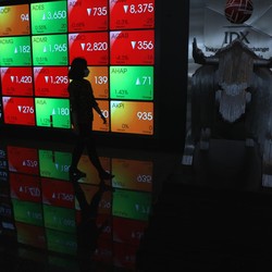 Jelang Pengumuman BI Rate, 4 Saham Ini Bergerak Naik