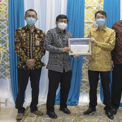 Indodax Terima Penghargaan Patuh Pajak Dari DJP Kemenkeu
