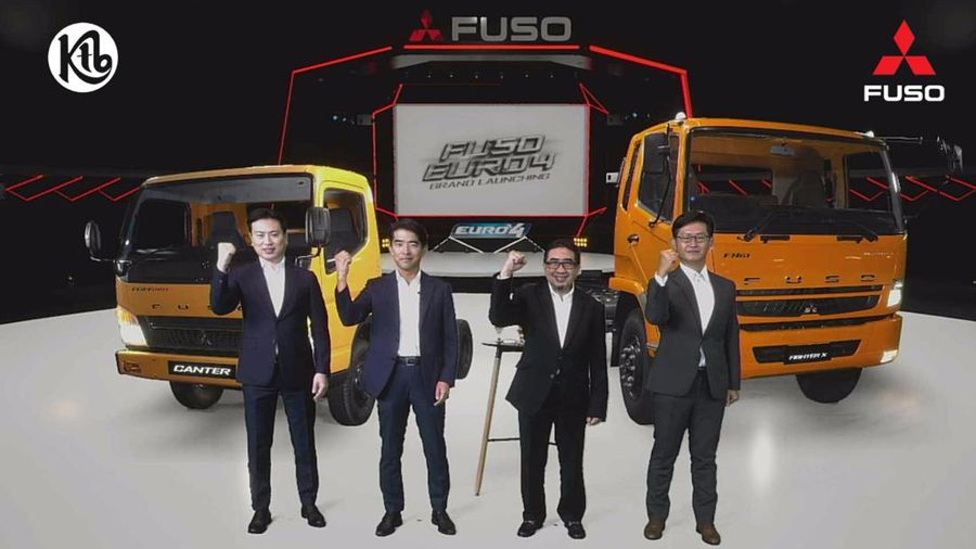 Peluncuran Canter dan Fighter Terbaru Standar Euro 4]] (dok mitsubishi/ pt krama yudha tiga berlian motors)