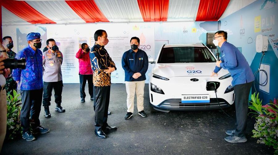 Presiden Jokowi Resmikan SPKLU Ultra Fast Charging Pertama di Indonesia. (Kris - Biro Pers Sekretariat Presiden)