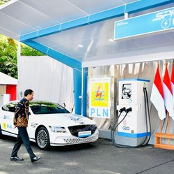 Punya Mobil Listrik? Simak Tips Jika Anda Berpergian Jauh